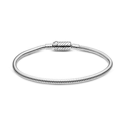 Brazalete Cadena de Serpiente con Cierre Magnético