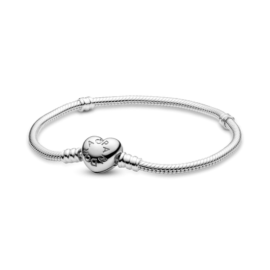 Brazalete cadena de serpiente con broche de corazón