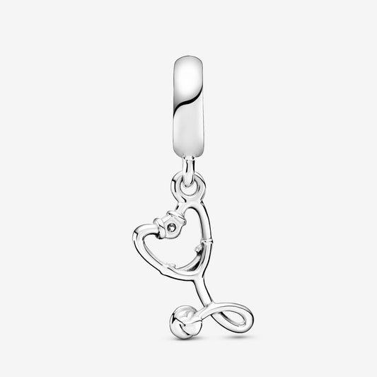 Charm Colgante de Estetoscopio con Corazon